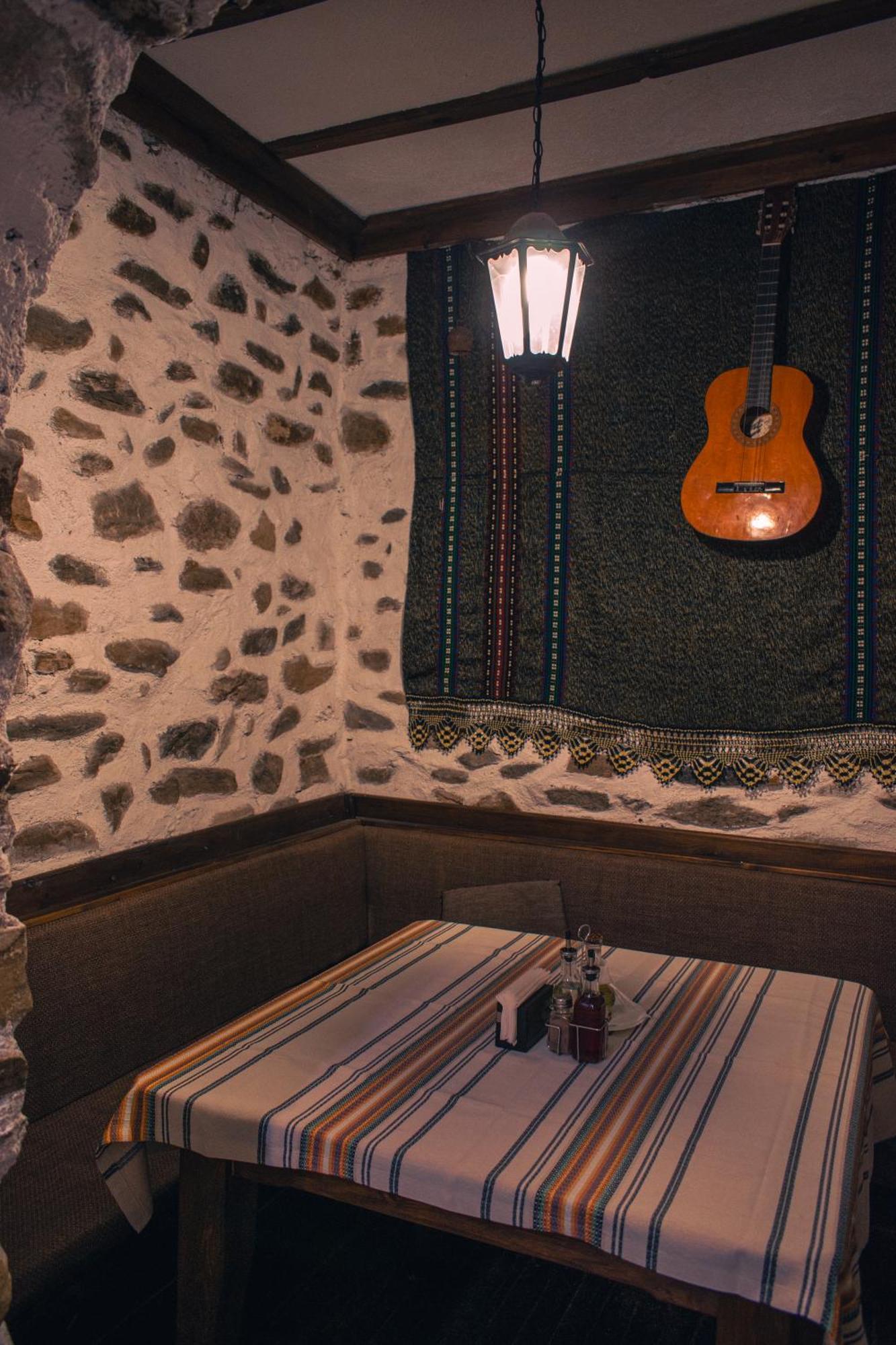Hotel Алексова Къща à Ognyanovo  Extérieur photo