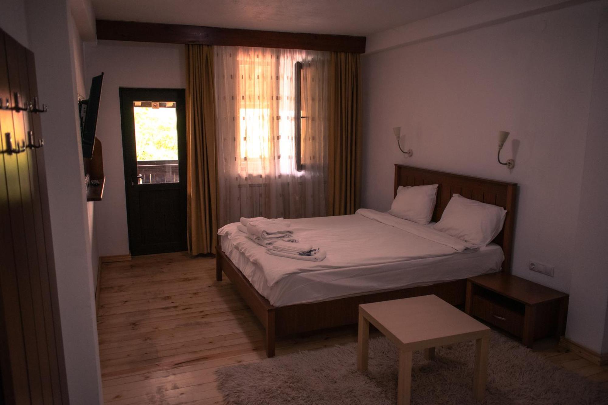 Hotel Алексова Къща à Ognyanovo  Extérieur photo