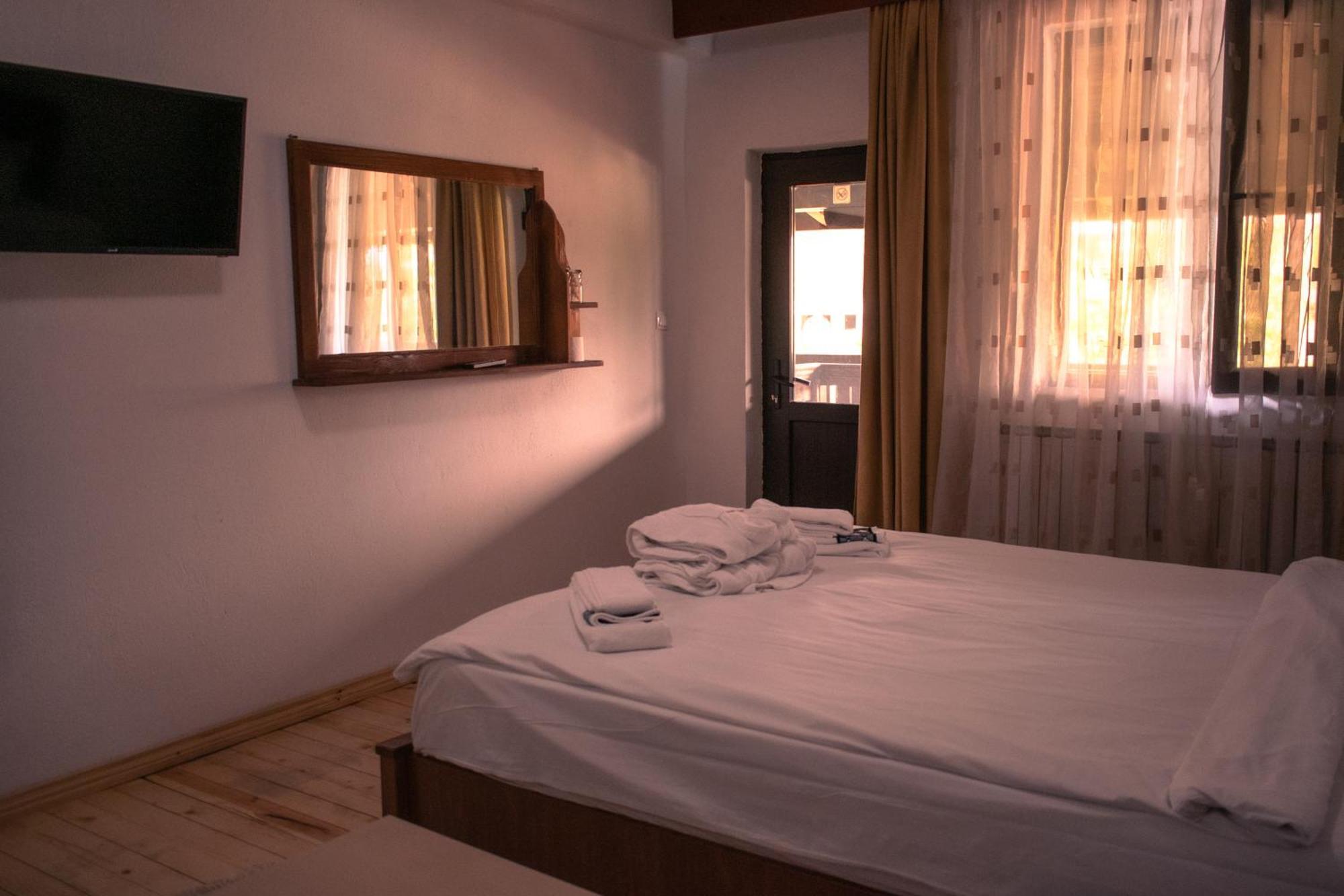Hotel Алексова Къща à Ognyanovo  Extérieur photo